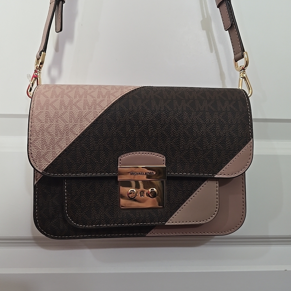 Michael Kors Sloan Editor Tricolor Signature Shoulder Bag made of logo-